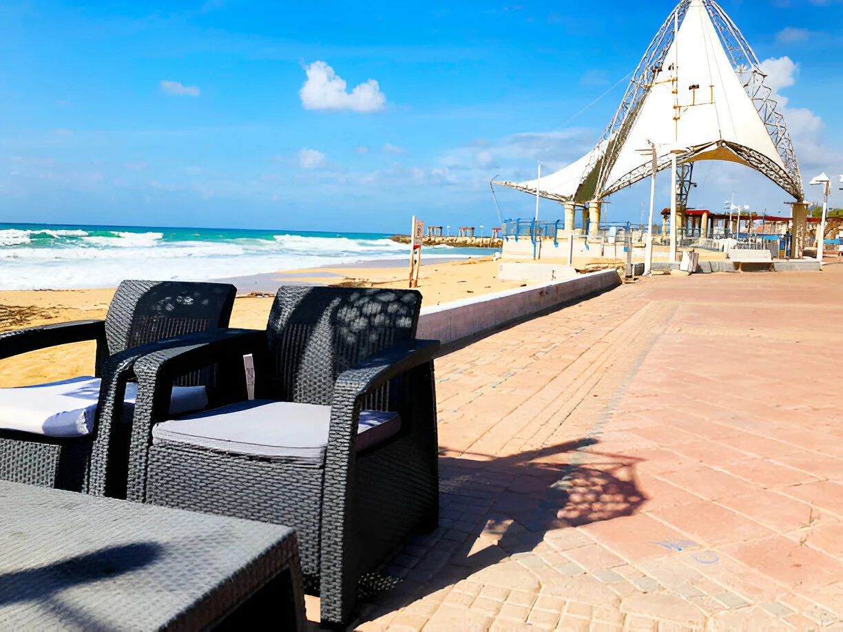 nahariya tayelet promenade